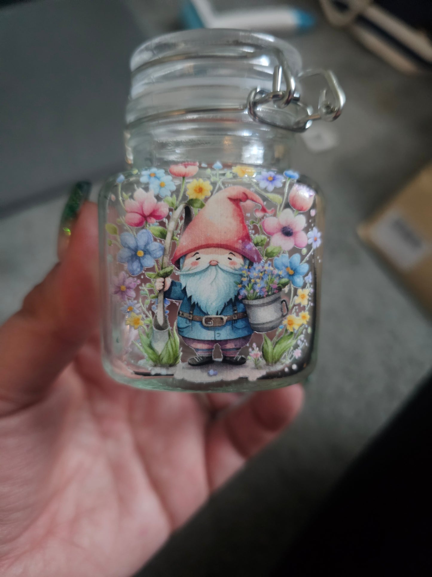 Gnome stash jar